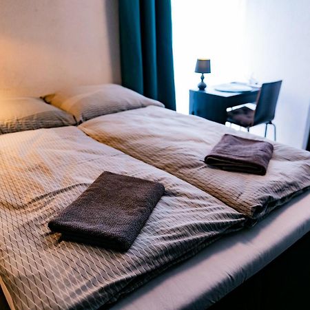 Motel1- A Megfizetheto Luxus! Dunaújváros Exteriör bild