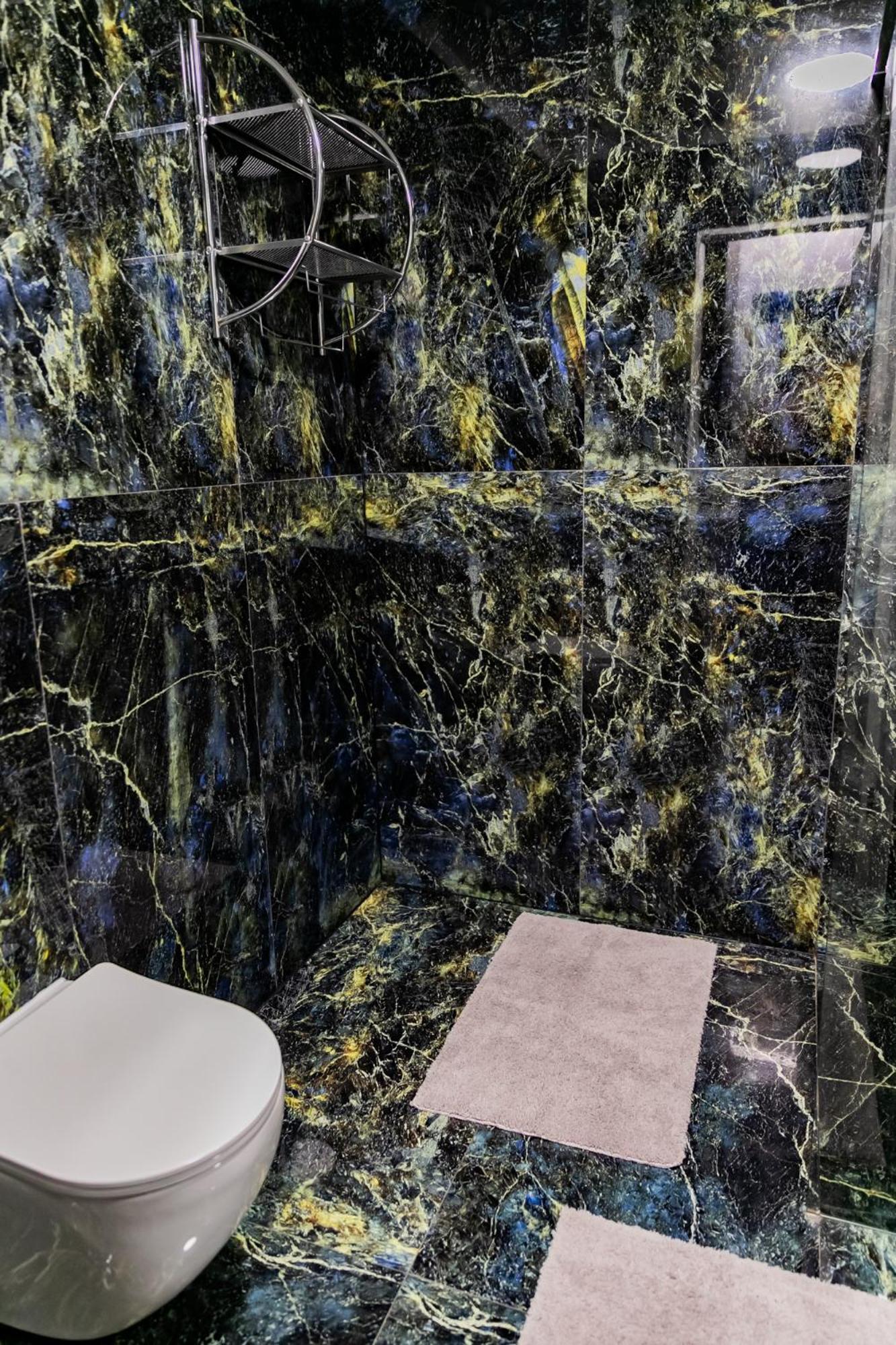 Motel1- A Megfizetheto Luxus! Dunaújváros Exteriör bild
