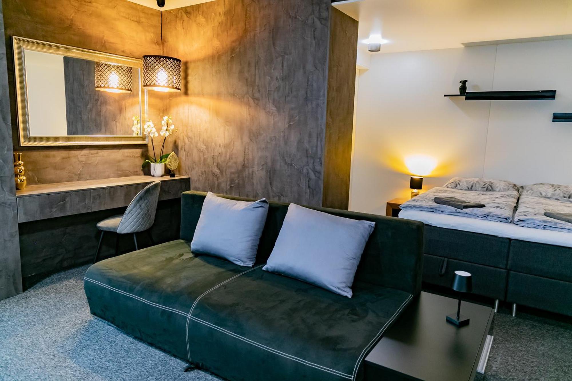Motel1- A Megfizetheto Luxus! Dunaújváros Exteriör bild
